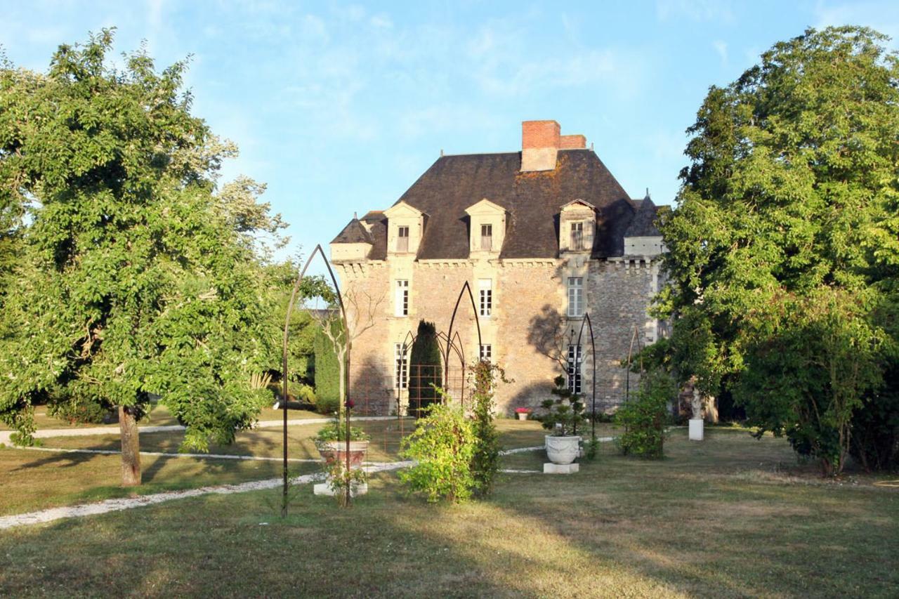 Bed and Breakfast Chateau De La Fresnaye Saint-Aubin-de-Luigne Экстерьер фото