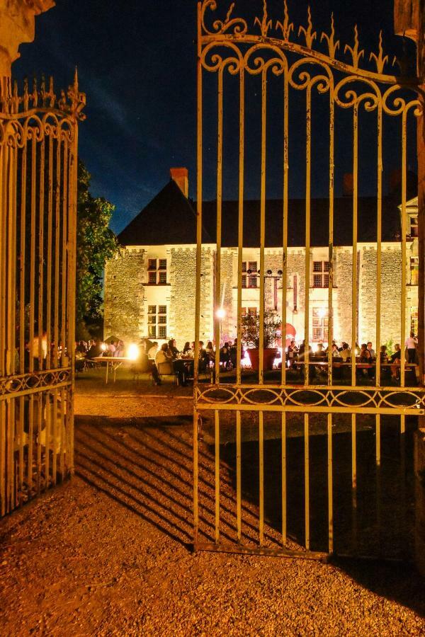 Bed and Breakfast Chateau De La Fresnaye Saint-Aubin-de-Luigne Экстерьер фото
